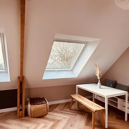 Au Petit Cachou Apartment *