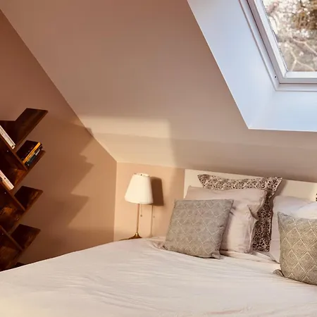 Au Petit Cachou Apartment
